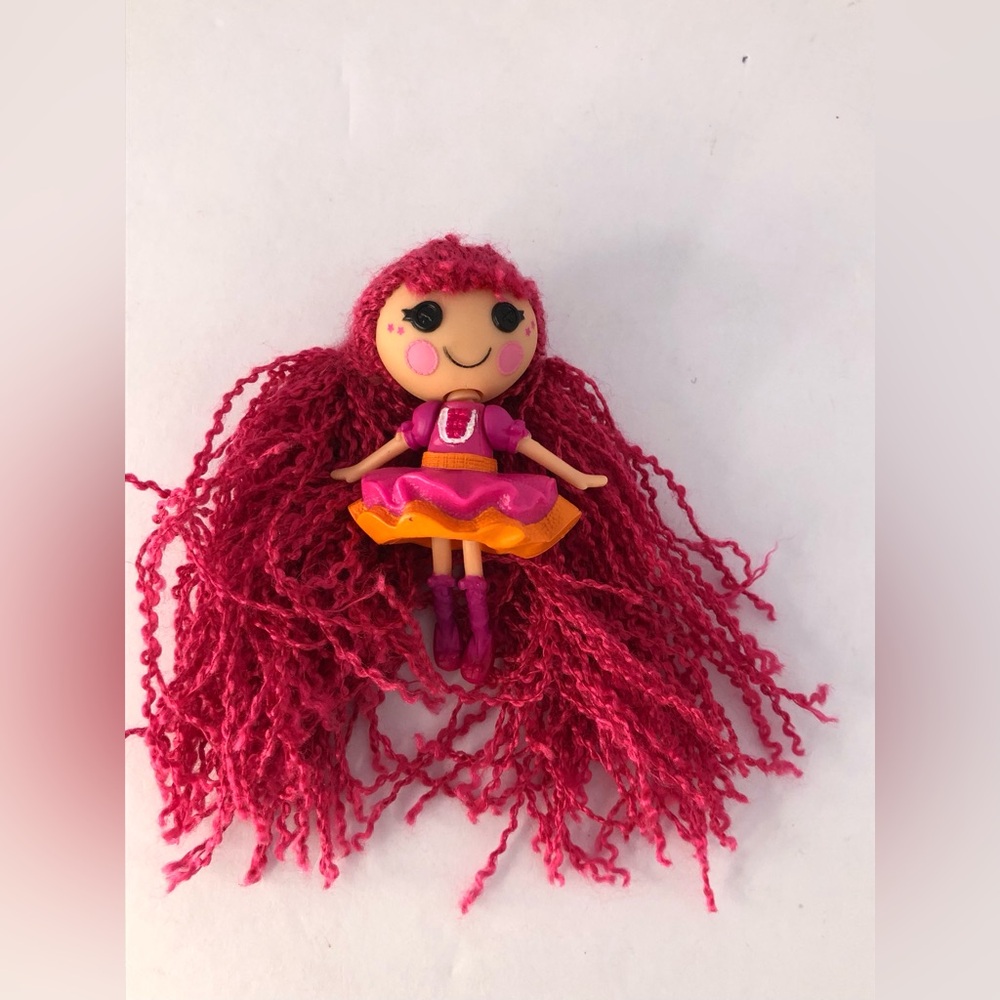 Lalaloopsy Mini Tumbelina Pink Yarn Hair Tippy Doll Toy 3 in Small MGA